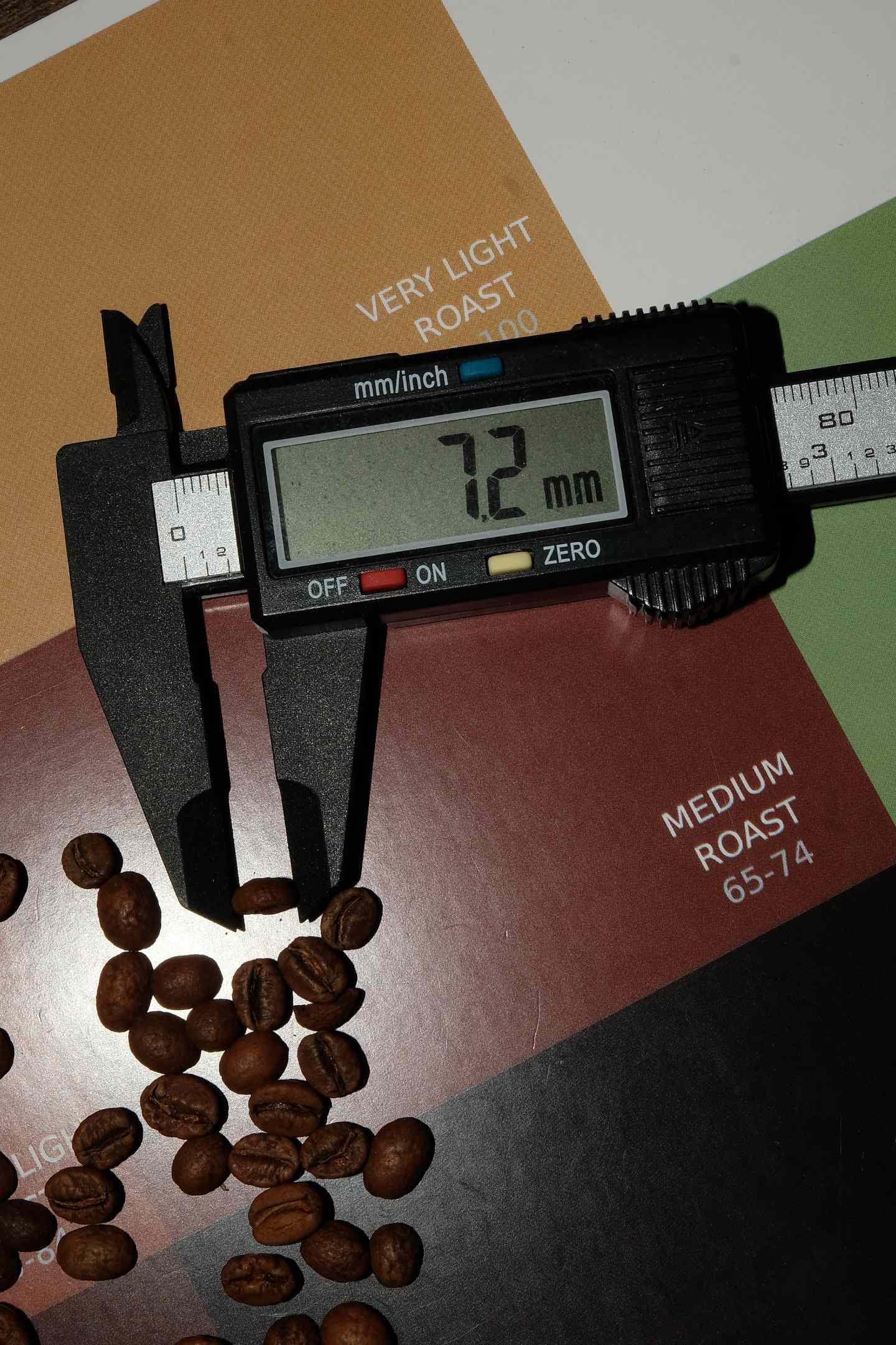 Dabov Specialty Coffee Ethiopia COE#20 Bean Size